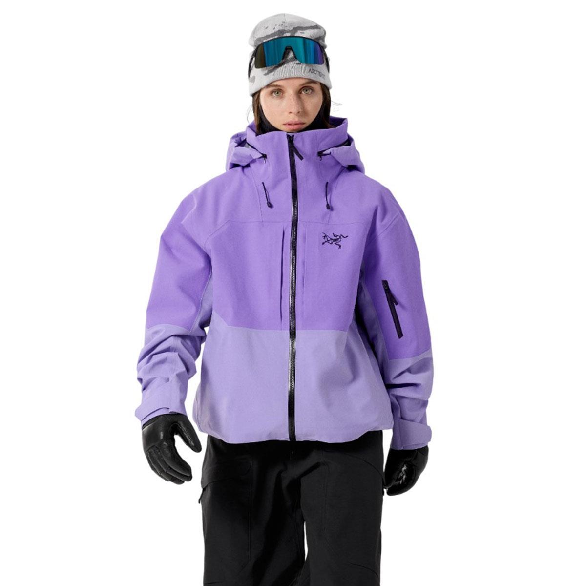 FW2526_Arcteryx_WomenIncendiaJ
