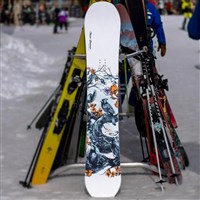 Never Summer Infinity Triple Camber Hybrid Snowboard - Women's