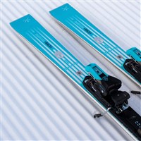 Head WC Rebels E-Race Pro Skis - Unisex - tails on snow