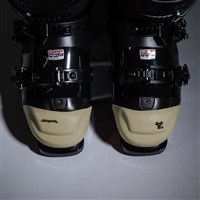 Bootcap 2.5 Ski Boot Insulated Toe Cover - Sand - top pair