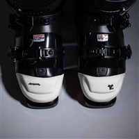Bootcap 2.5 Ski Boot Insulated Toe Cover - White - top pair
